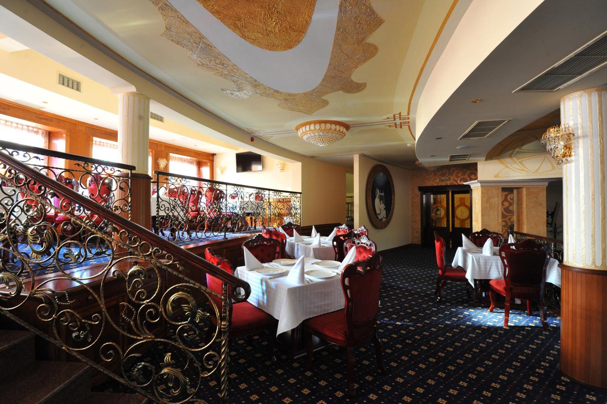 Park Hotel Stara Zagora Ngoại thất bức ảnh Restaurant