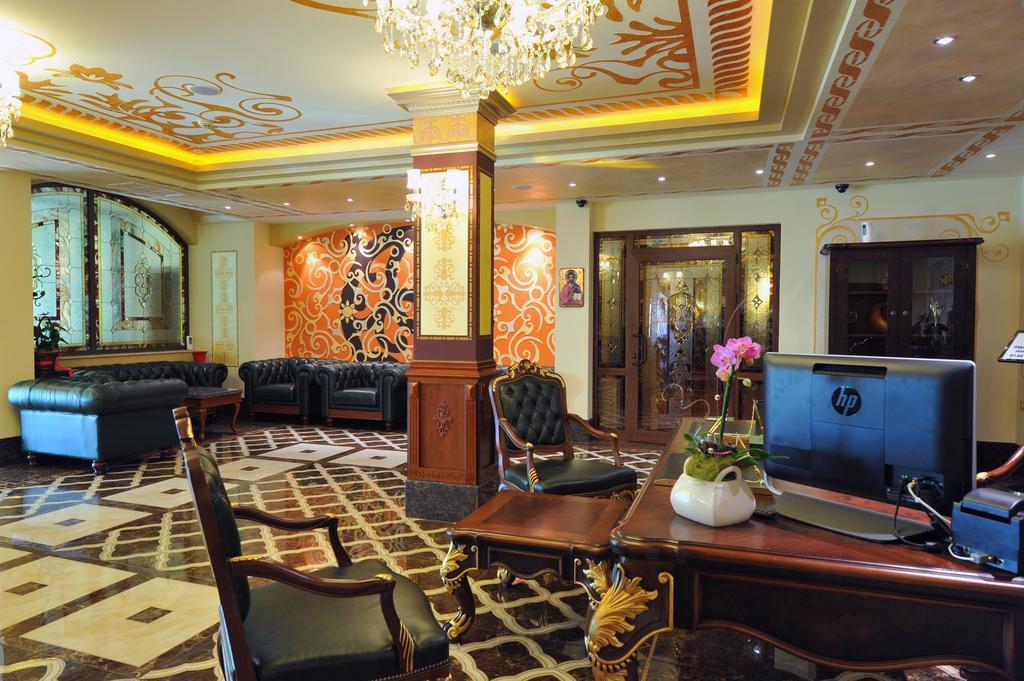 Park Hotel Stara Zagora Ngoại thất bức ảnh Lobby