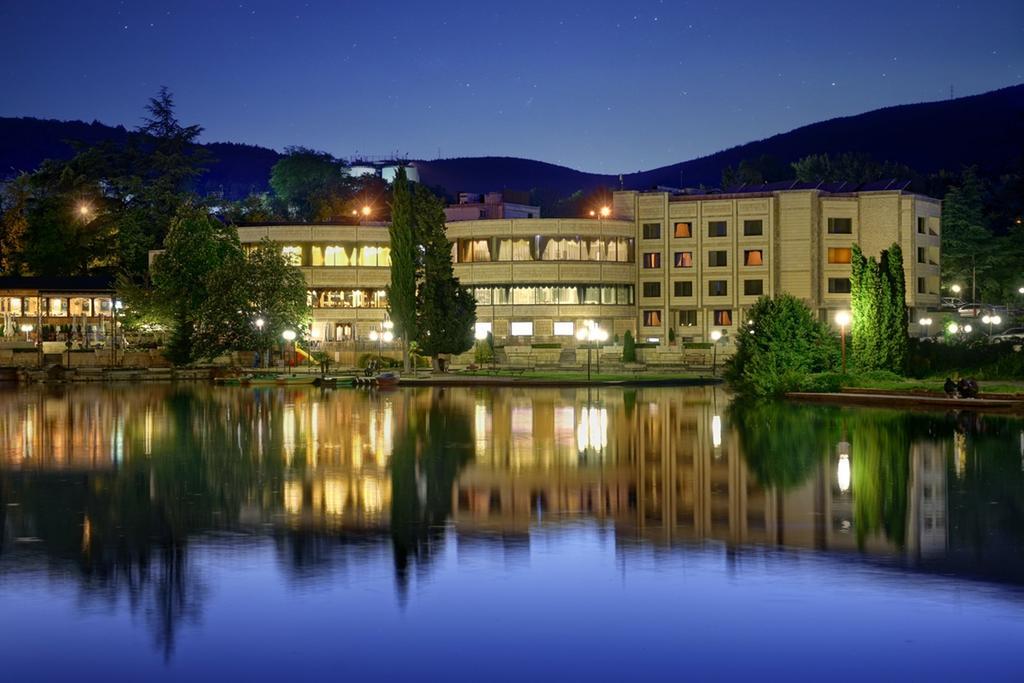 Park Hotel Stara Zagora Ngoại thất bức ảnh The University of Patras