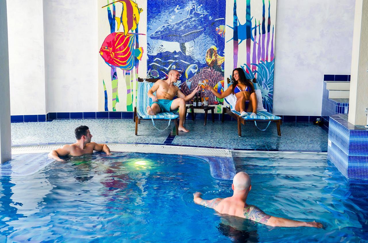 Park Hotel Stara Zagora Ngoại thất bức ảnh Thermal pool in Bad Radkersburg
